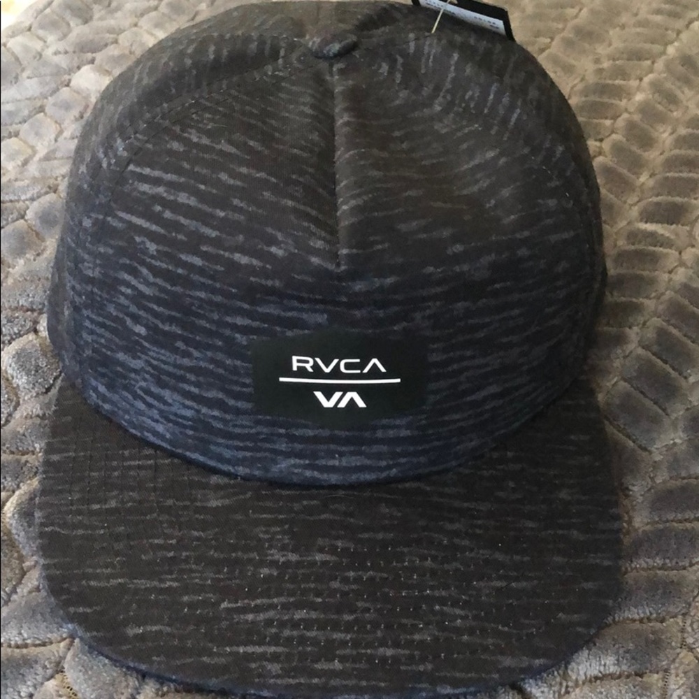 RVCA SnapBack